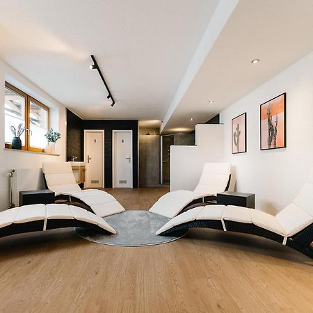 Moderne 2 Zi.-Fewo Blackforest Art Barrierefrei Naehe Freiburg Simonswald Buitenkant foto