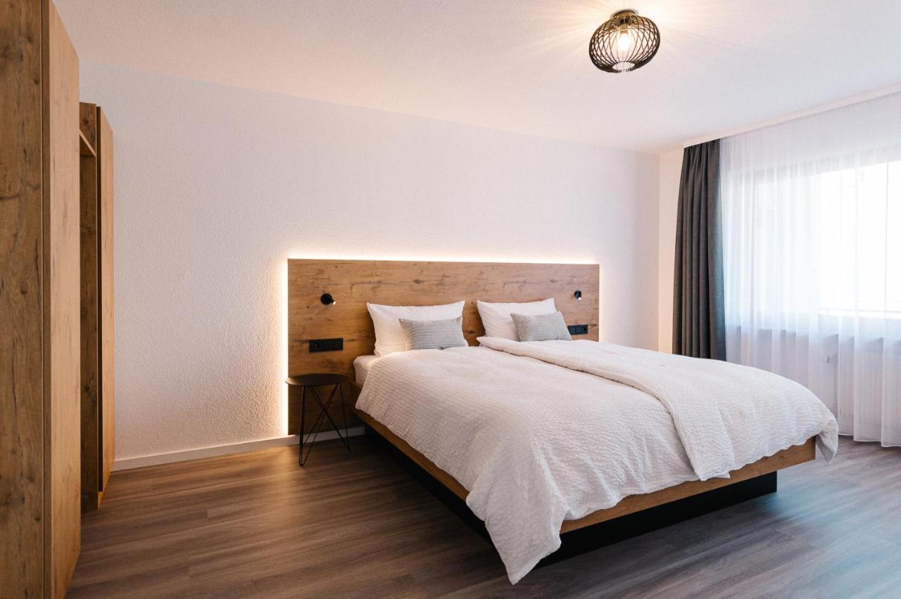 Moderne 2 Zi.-Fewo Blackforest Art Barrierefrei Naehe Freiburg Simonswald Buitenkant foto