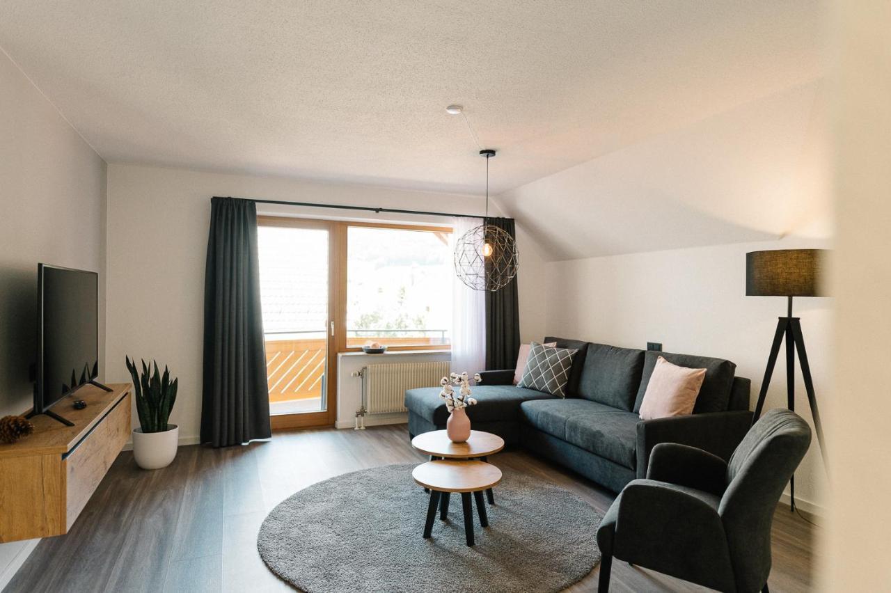 Moderne 2 Zi.-Fewo Blackforest Art Barrierefrei Naehe Freiburg Simonswald Buitenkant foto