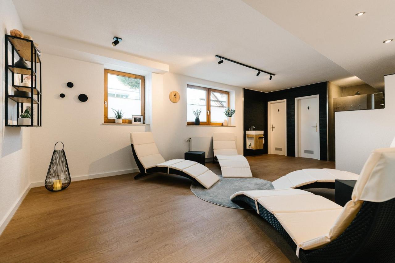 Moderne 2 Zi.-Fewo Blackforest Art Barrierefrei Naehe Freiburg Simonswald Buitenkant foto